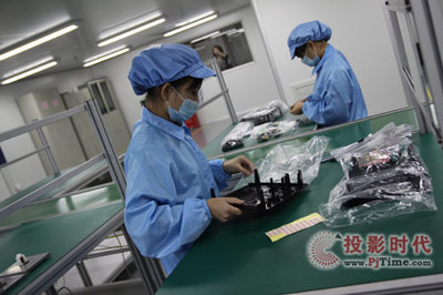 探訪雅圖AMT投影機工廠 智能制造賦能教育投影新生態